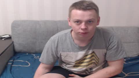 Snapshot of st_rudy chatting on 03-28-26, 07:02 Joe Peach online show from 03-28-26, 07:02