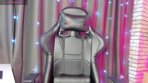 Stacey GMT5 Mo Tu We Th Fr Sa 3am -10am online show from 12-20-24, 02:49