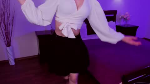 StaceyCutie online show from 05-08-26, 05:40