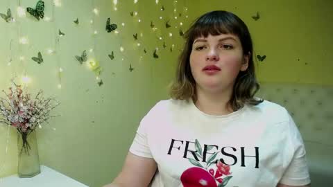 Stacey online show from 05-10-26, 05:12