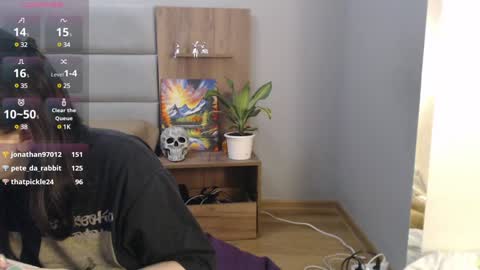 Snapshot of stacy_davise chatting on 01-22-25, 12:48 STACY online show from 01-22-25, 12:48