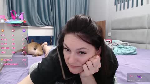 Snapshot of stacy_davise chatting on 02-19-25, 01:28 STACY online show from 02-19-25, 01:28
