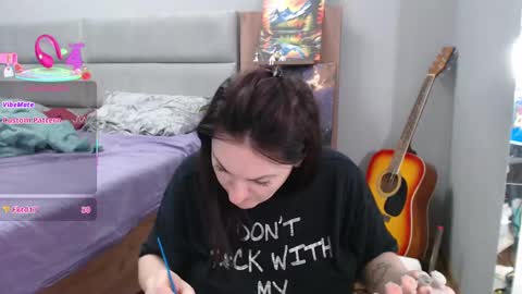 Snapshot of stacy_davise chatting on 02-28-25, 07:25 STACY online show from 02-28-25, 07:25