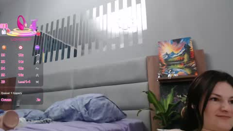 Snapshot of stacy_davise chatting on 03-11-25, 08:42 STACY online show from 03-11-25, 08:42