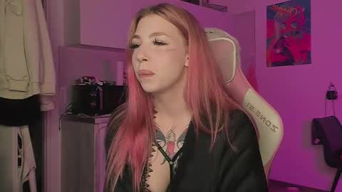 Stacy online show from 09-17-25, 05:58