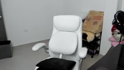 Zulma Yisset online show from 01-16-25, 01:37