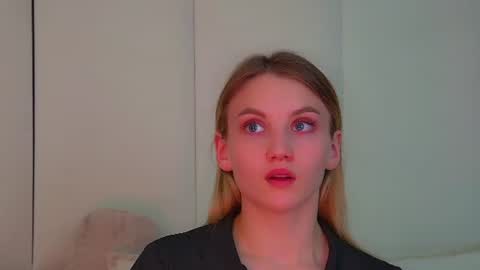 Snapshot of stacyevancesss chatting on 06-30-26, 09:16 StacyEvances online show from 06-30-26, 09:16