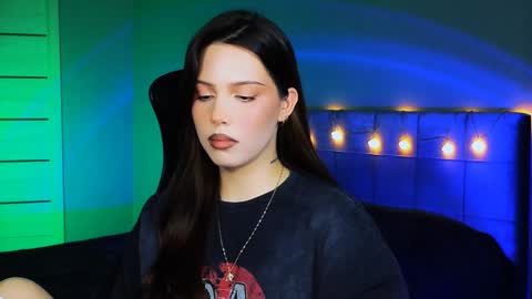 Snapshot of stacygonzales_ chatting on 12-10-24, 09:44 Bye bye dear See you on December 3st online show from 12-10-24, 09:44