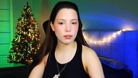 Snapshot of stacygonzales_ chatting on 01-06-25, 09:30 Bye bye dear See you on December 3st online show from 01-06-25, 09:30
