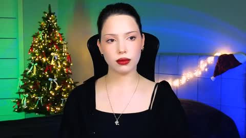 Snapshot of stacygonzales_ chatting on 01-23-25, 10:22 Bye bye dear See you on December 3st online show from 01-23-25, 10:22