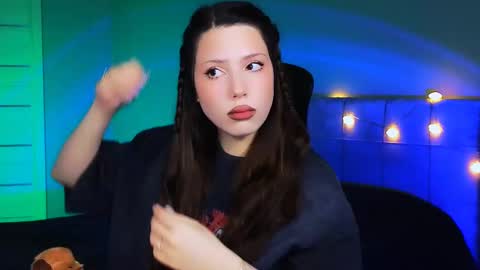 Snapshot of stacygonzales_ chatting on 02-15-25, 06:23 Bye bye dear See you on December 3st online show from 02-15-25, 06:23