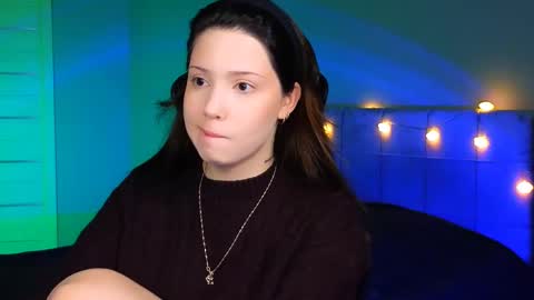 Snapshot of stacygonzales_ chatting on 02-19-25, 06:44 Bye bye dear See you on December 3st online show from 02-19-25, 06:44