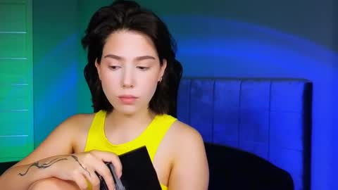 Snapshot of stacygonzales_ chatting on 09-10-25, 06:02 Bye bye dear See you on December 3st online show from 09-10-25, 06:02