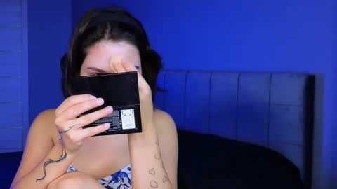 Snapshot of stacygonzales_ chatting on 09-17-25, 11:34 Bye bye dear See you on December 3st online show from 09-17-25, 11:34