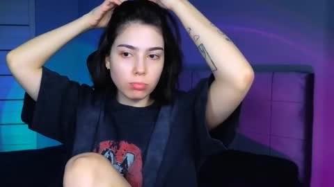 Snapshot of stacygonzales_ chatting on 12-03-25, 10:02 Bye bye dear See you on December 3st online show from 12-03-25, 10:02