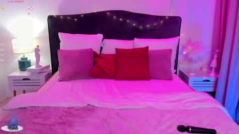 Stacy online show from 12-06-24, 12:27