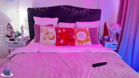 Stacy online show from 12-18-24, 12:40