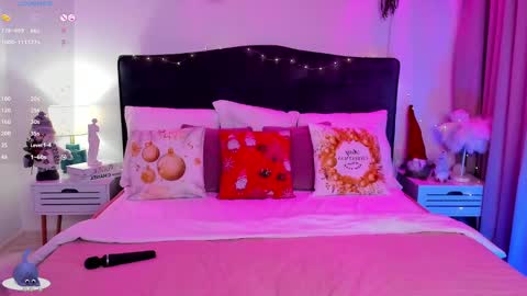 Stacy online show from 12-20-24, 06:19