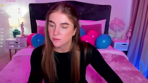 Stacy online show from 10-31-25, 06:14