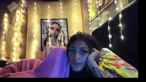 Snapshot of stacymalibuxx chatting on 04-29-26, 01:53 stacymalibuxx online show from 04-29-26, 01:53