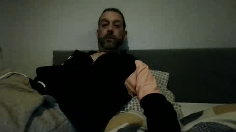 stallion115022 online show from 12-04-25, 06:27