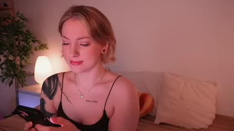 Kristina online show from 03-19-26, 01:04