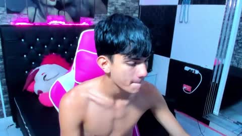 Snapshot of star_blew chatting on 12-04-24, 02:26 star_blew online show from 12-04-24, 02:26