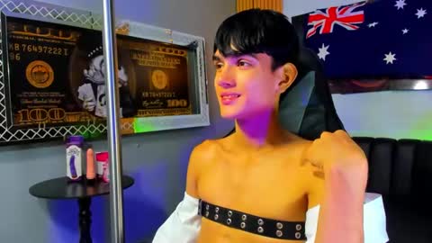 Snapshot of star_blew chatting on 12-06-24, 06:28 star_blew online show from 12-06-24, 06:28