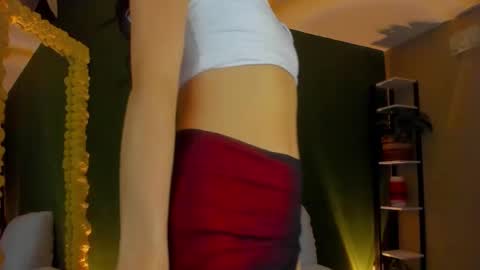 Snapshot of star_sub1 chatting on 10-27-25, 11:31 star_sub1 online show from 10-27-25, 11:31