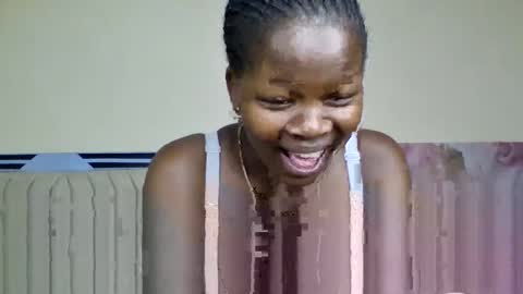 Snapshot of staria_luxe chatting on 10-12-25, 05:45 staria_luxe online show from 10-12-25, 05:45