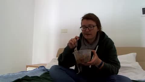 Snapshot of starlagurl chatting on 01-18-25, 04:59 starlagurl online show from 01-18-25, 04:59