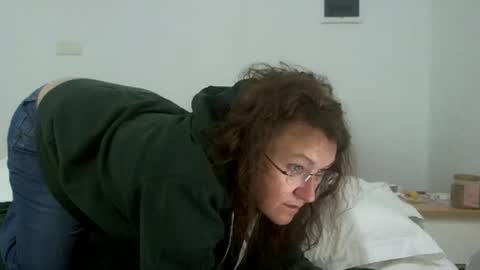 Snapshot of starlagurl chatting on 01-23-25, 11:58 starlagurl online show from 01-23-25, 11:58