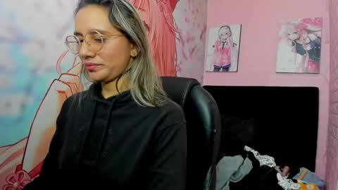 StarletTays online show from 12-01-25, 01:32