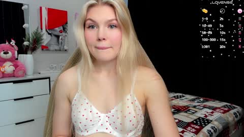 Caroline online show from 01-06-25, 06:25