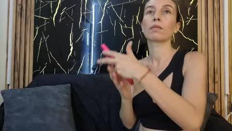 starlight_mature23_aws online show from 05-03-26, 08:26