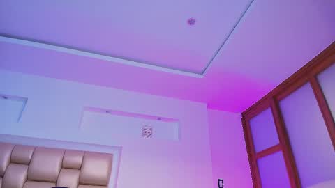 Snapshot of starlightsss_ chatting on 05-07-26, 03:39 . online show from 05-07-26, 03:39