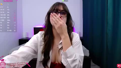 Snapshot of starpeanut chatting on 11-30-25, 11:09 Mino . online show from 11-30-25, 11:09