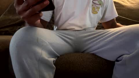 Snapshot of starr3095 chatting on 09-16-25, 01:34 starr3095 online show from 09-16-25, 01:34