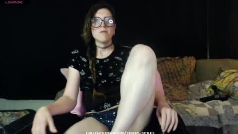 Snapshot of starry_smiles chatting on 10-24-25, 02:52 Starry online show from 10-24-25, 02:52