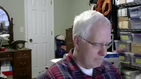 Snapshot of stasw20 chatting on 02-04-25, 10:34 stasw20 online show from 02-04-25, 10:34