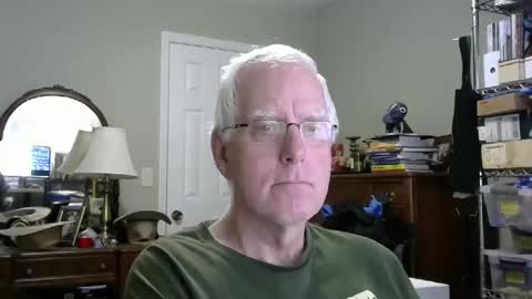 Snapshot of stasw20 chatting on 10-15-25, 03:45 stasw20 online show from 10-15-25, 03:45