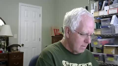 Snapshot of stasw20 chatting on 10-18-25, 04:41 stasw20 online show from 10-18-25, 04:41