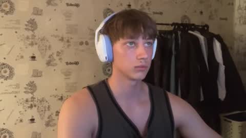 Daniel online show from 09-10-25, 02:39