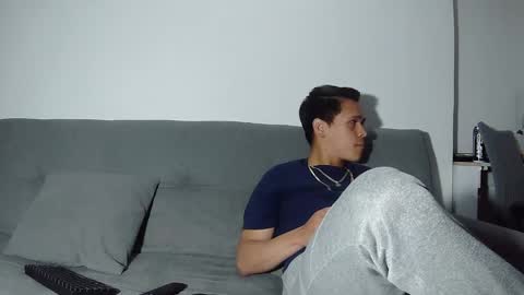 Snapshot of steban_jyj chatting on 10-06-25, 02:53 Katalleya and Steban online show from 10-06-25, 02:53