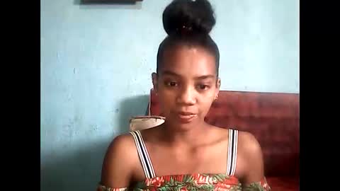 Snapshot of stecimalicia chatting on 10-21-25, 07:20 Malicia online show from 10-21-25, 07:20