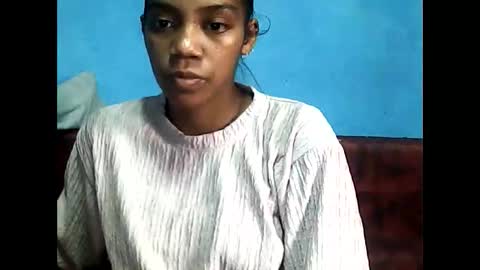 Snapshot of stecimalicia chatting on 11-20-25, 10:37 Malicia online show from 11-20-25, 10:37