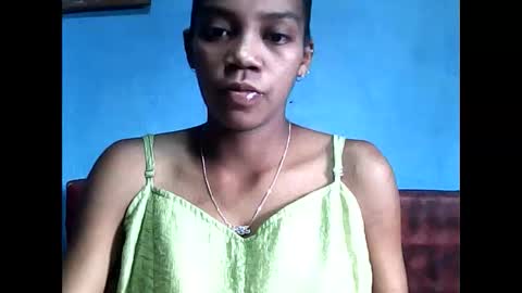 Snapshot of stecimalicia chatting on 12-15-25, 08:18 Malicia online show from 12-15-25, 08:18