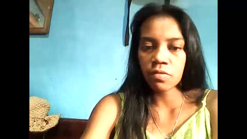 Snapshot of stecimalicia chatting on 12-23-25, 08:12 Malicia online show from 12-23-25, 08:12