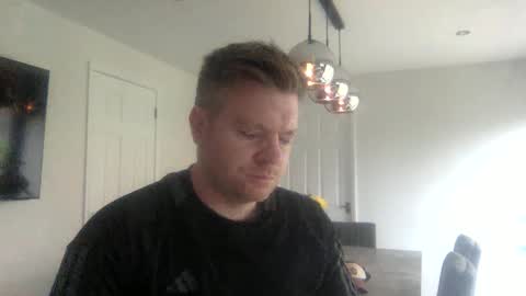 Snapshot of steelk2010 chatting on 05-18-26, 01:39 steelk2010 online show from 05-18-26, 01:39