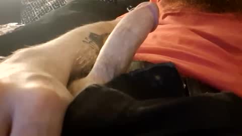 Snapshot of steelroddtodd chatting on 10-19-25, 05:41 steelroddtodd online show from 10-19-25, 05:41